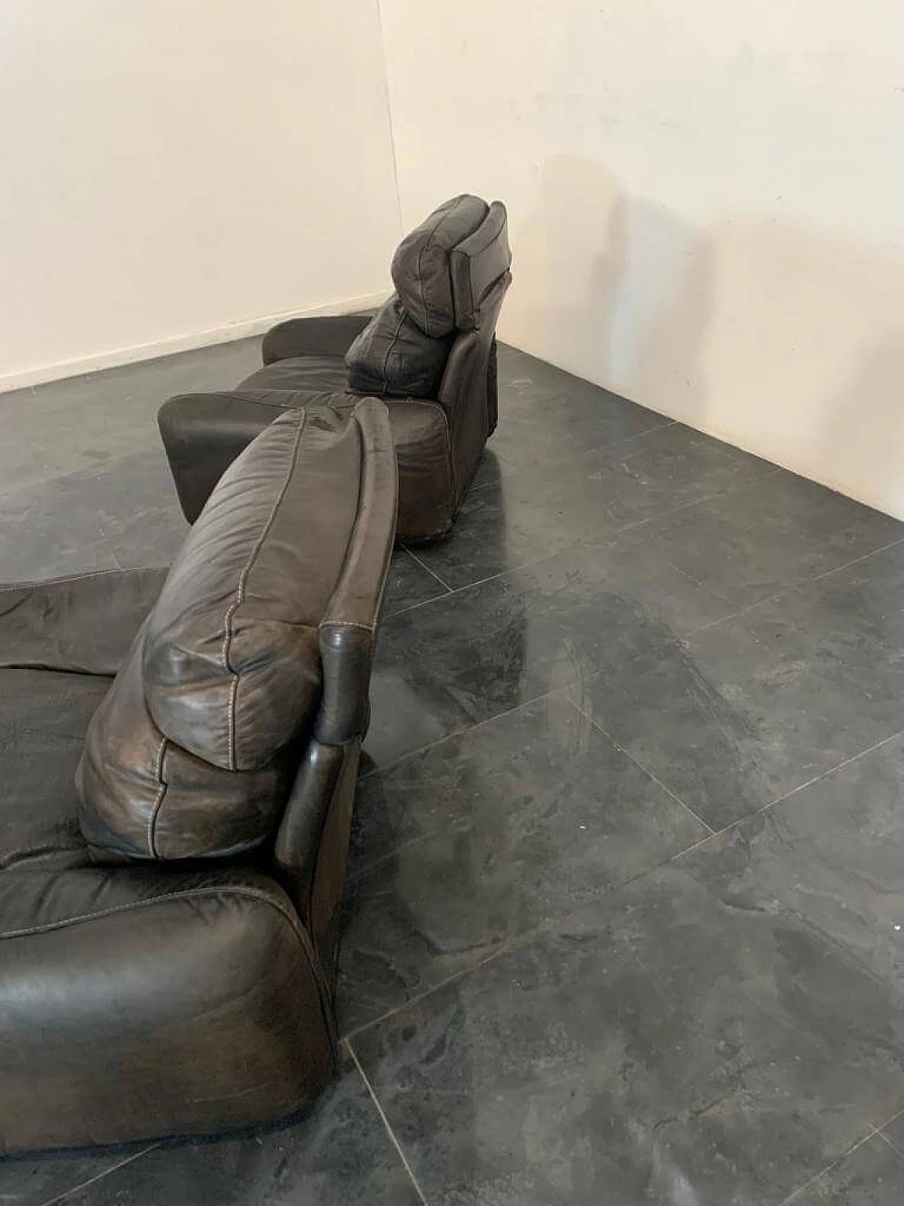 Pair of leather armchairs by Arrigo Arrigoni for Busnelli, 80s 1369447