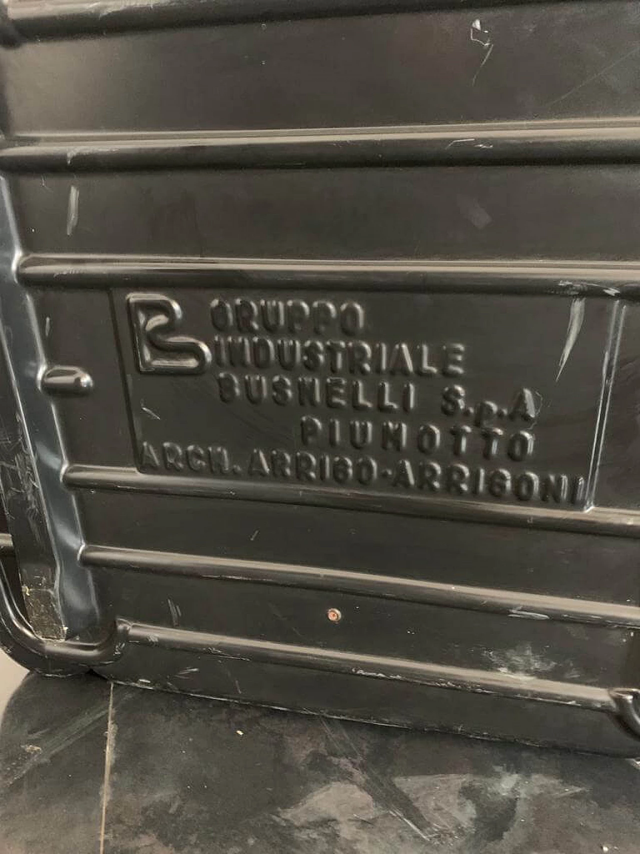 Pair of leather armchairs by Arrigo Arrigoni for Busnelli, 80s 1369452