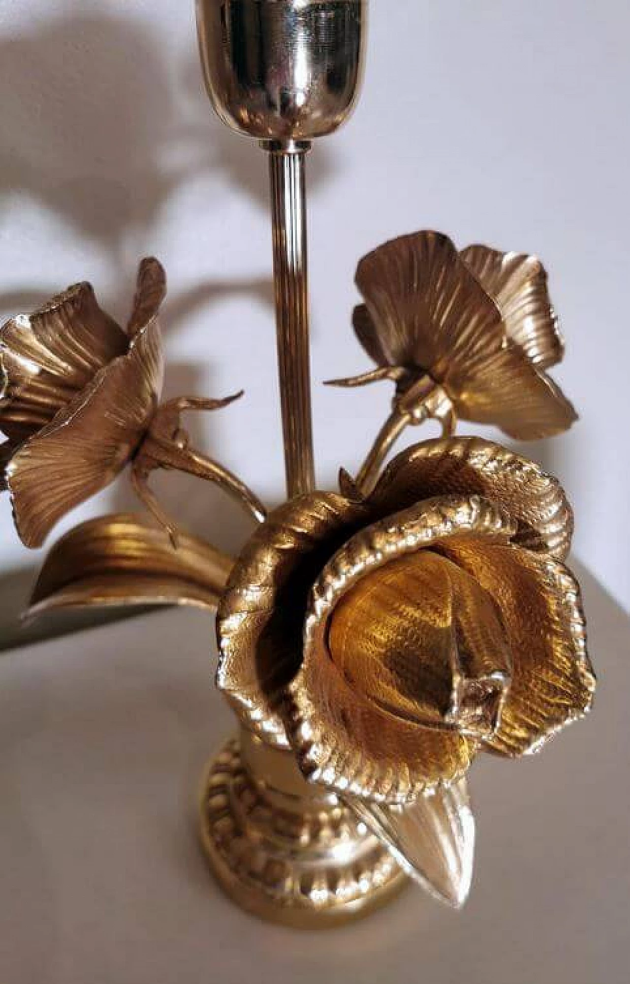 Coppia di lampade da tavolo Maison Jansen Hollywood in ottone dorato, anni '70 1369563