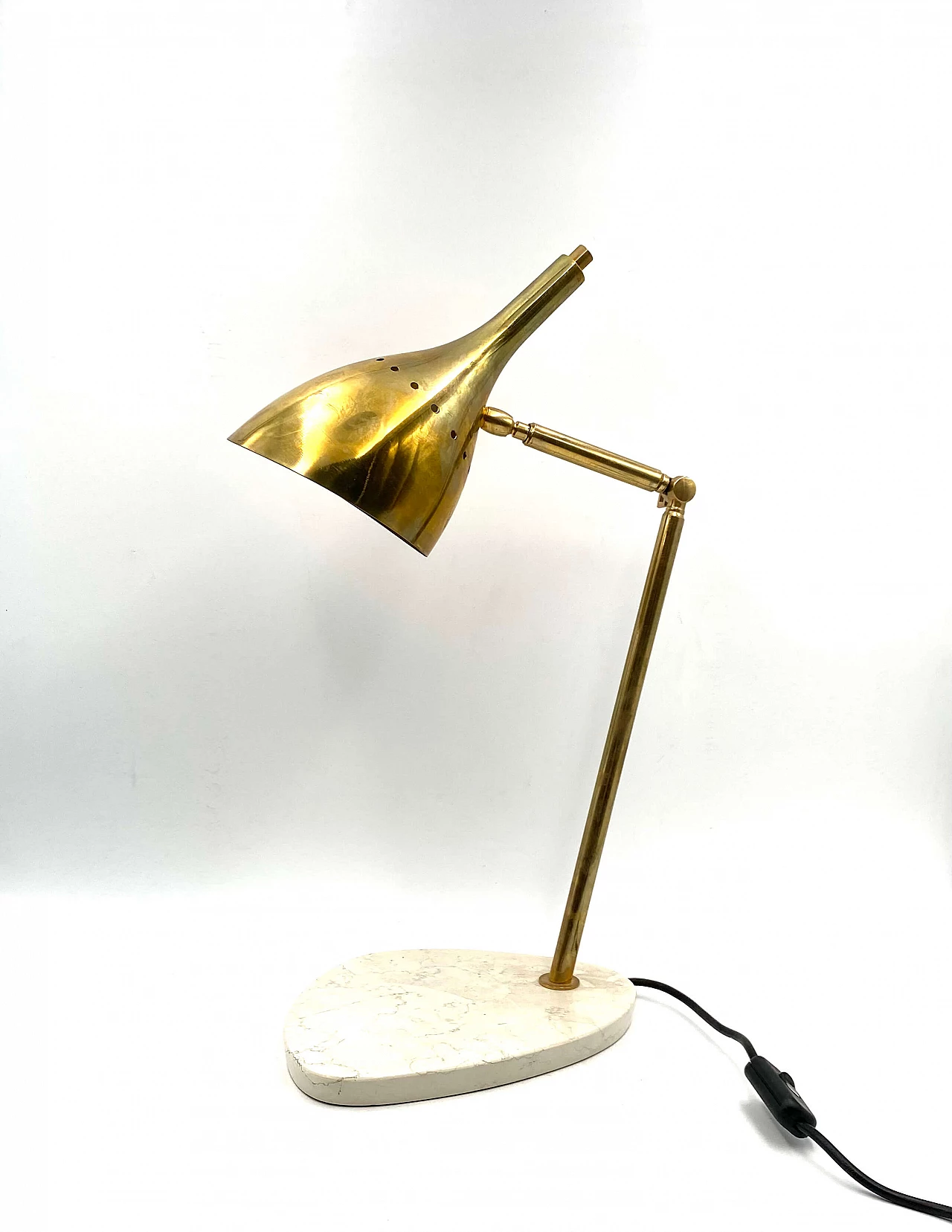 Lamp in gilded brass with base in white Carrara marble, 80s 1369571