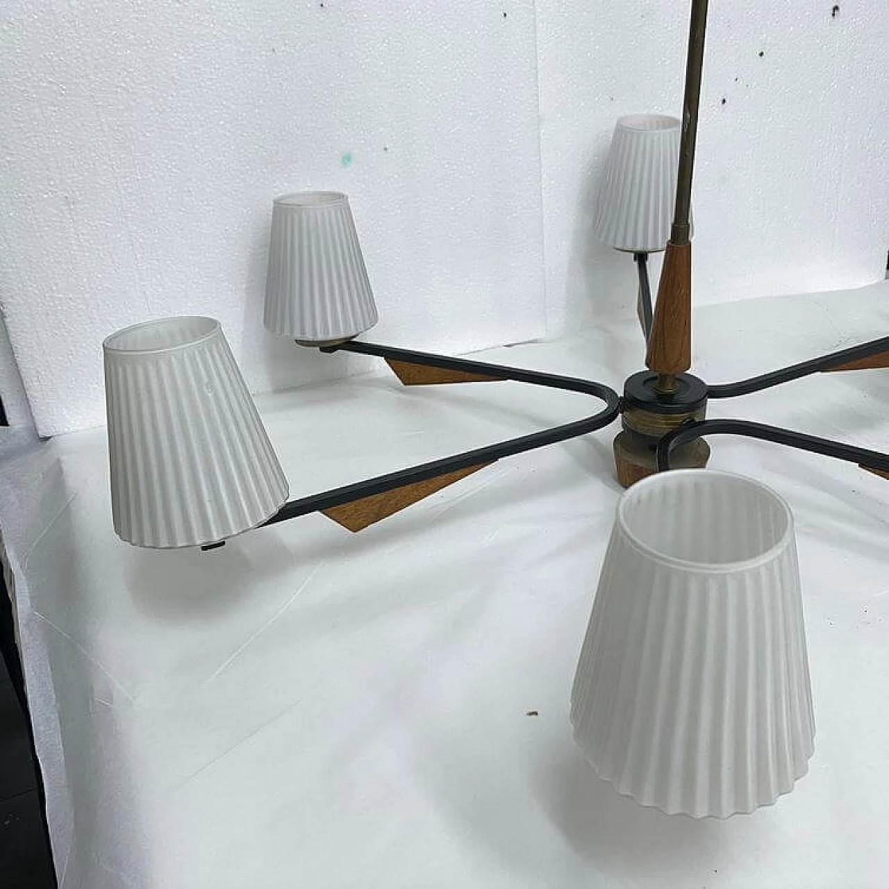 Lampadario in stile Stilnovo a 6 luci in teak, anni '60 1369636