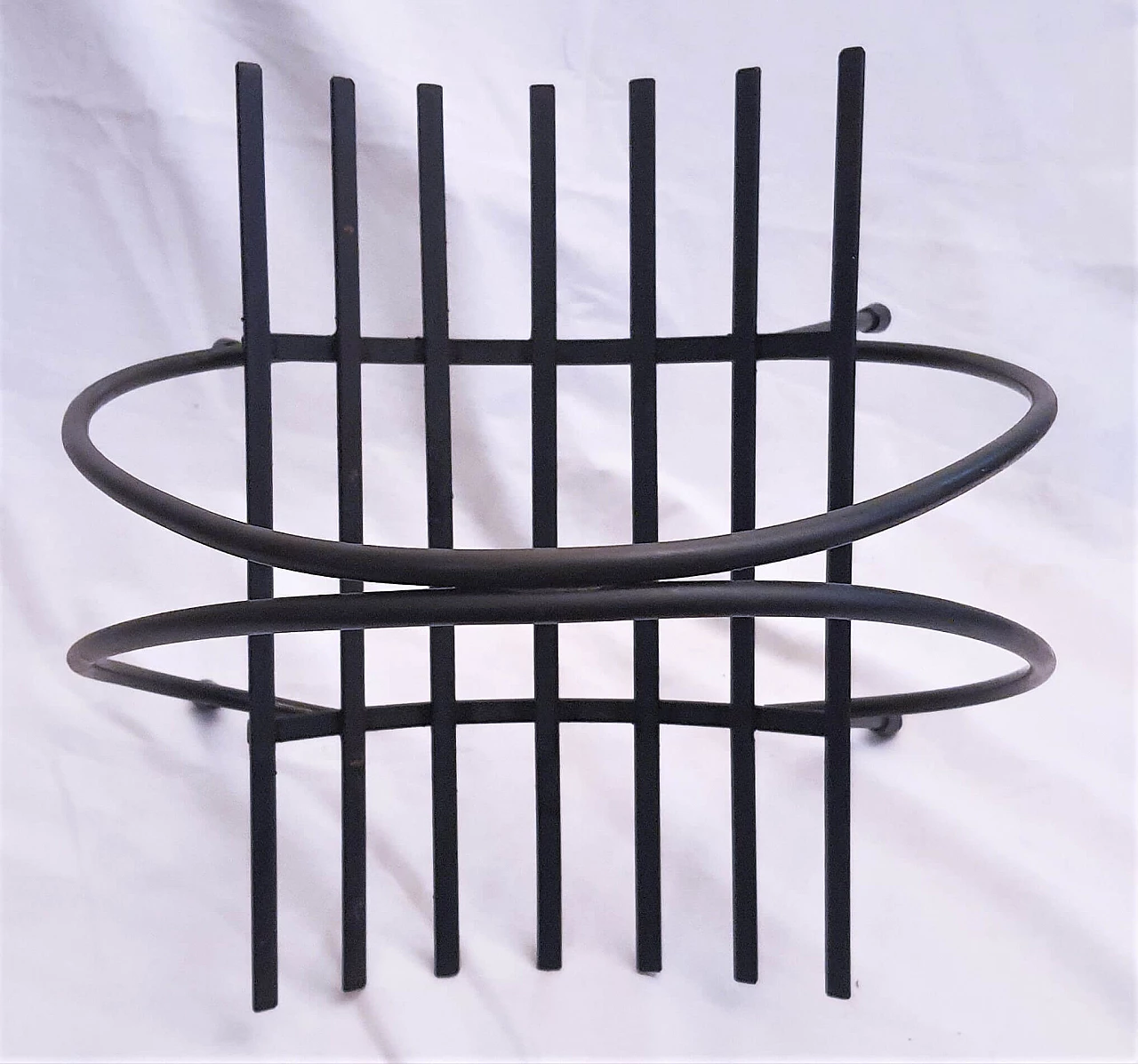 Metal magazine rack, 50s 1370523