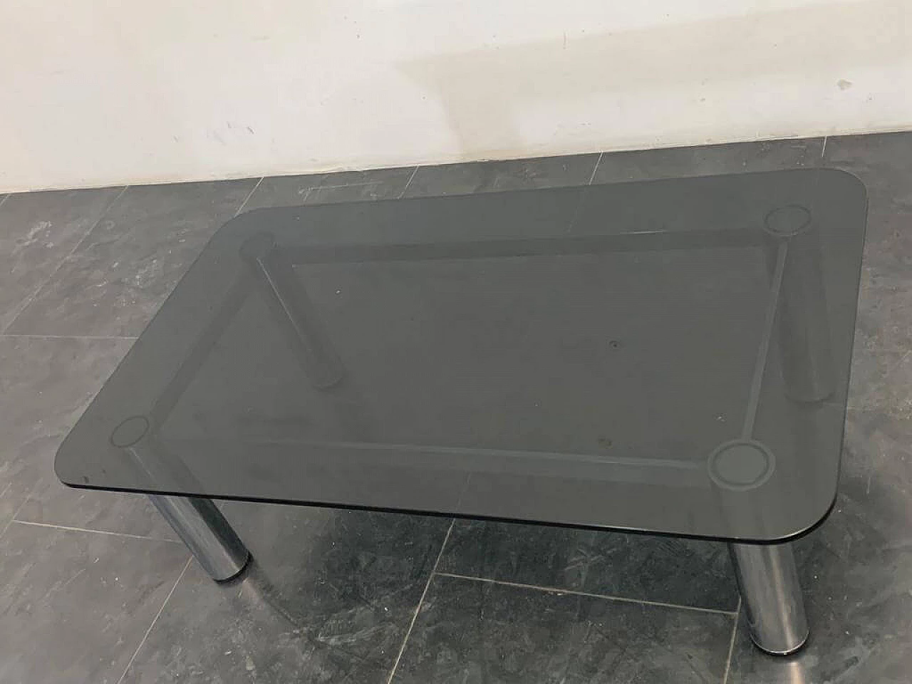 Tavolino in acciaio con piano spesso in cristallo fumè, anni '70 1370779