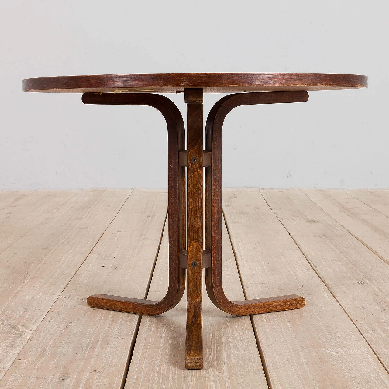 Round rosewood coffee table by Gandal Mobelfabrikken, 1960s 1370811