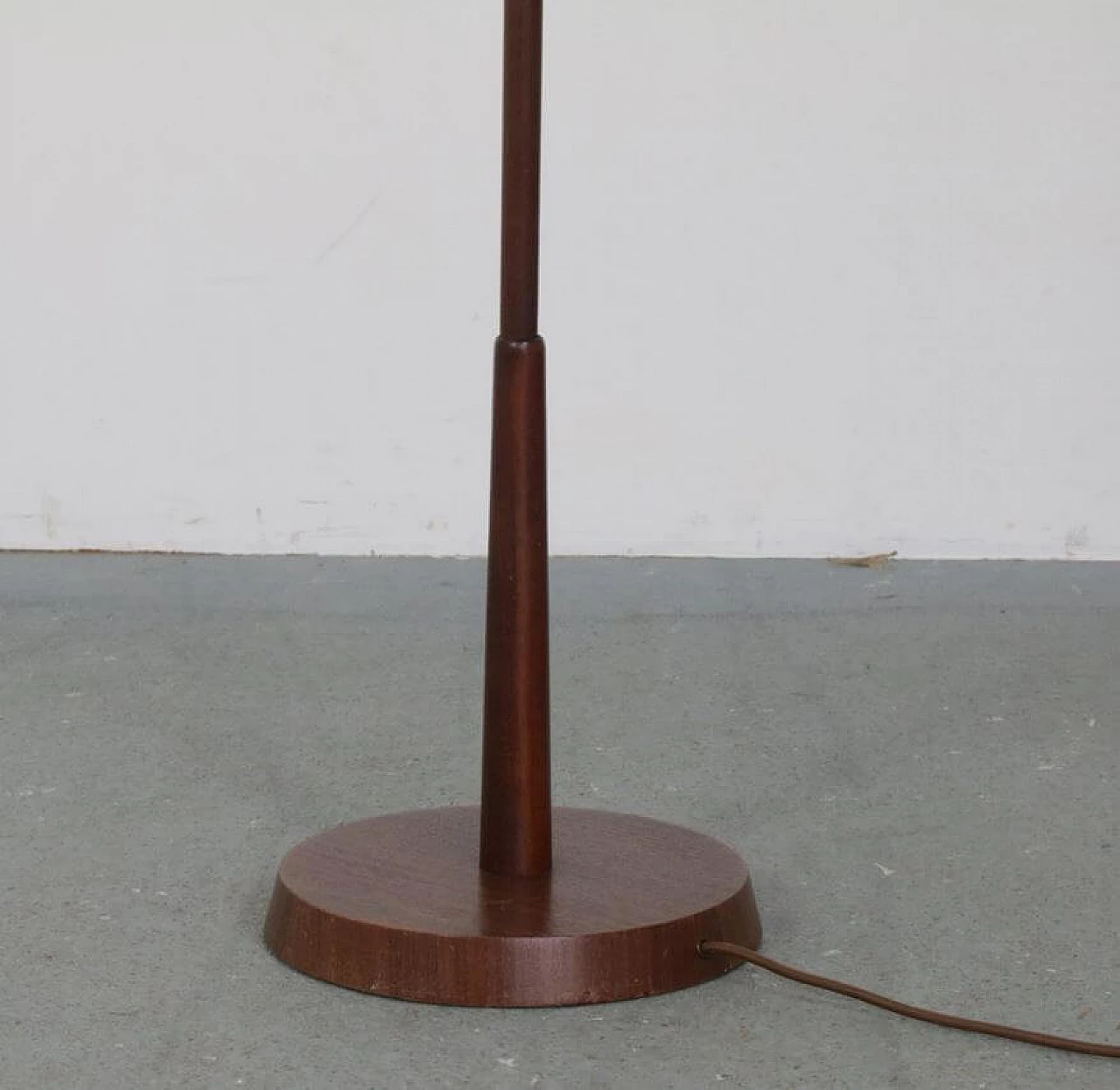 Floor lamp with fabric shade, 1940s 1370881