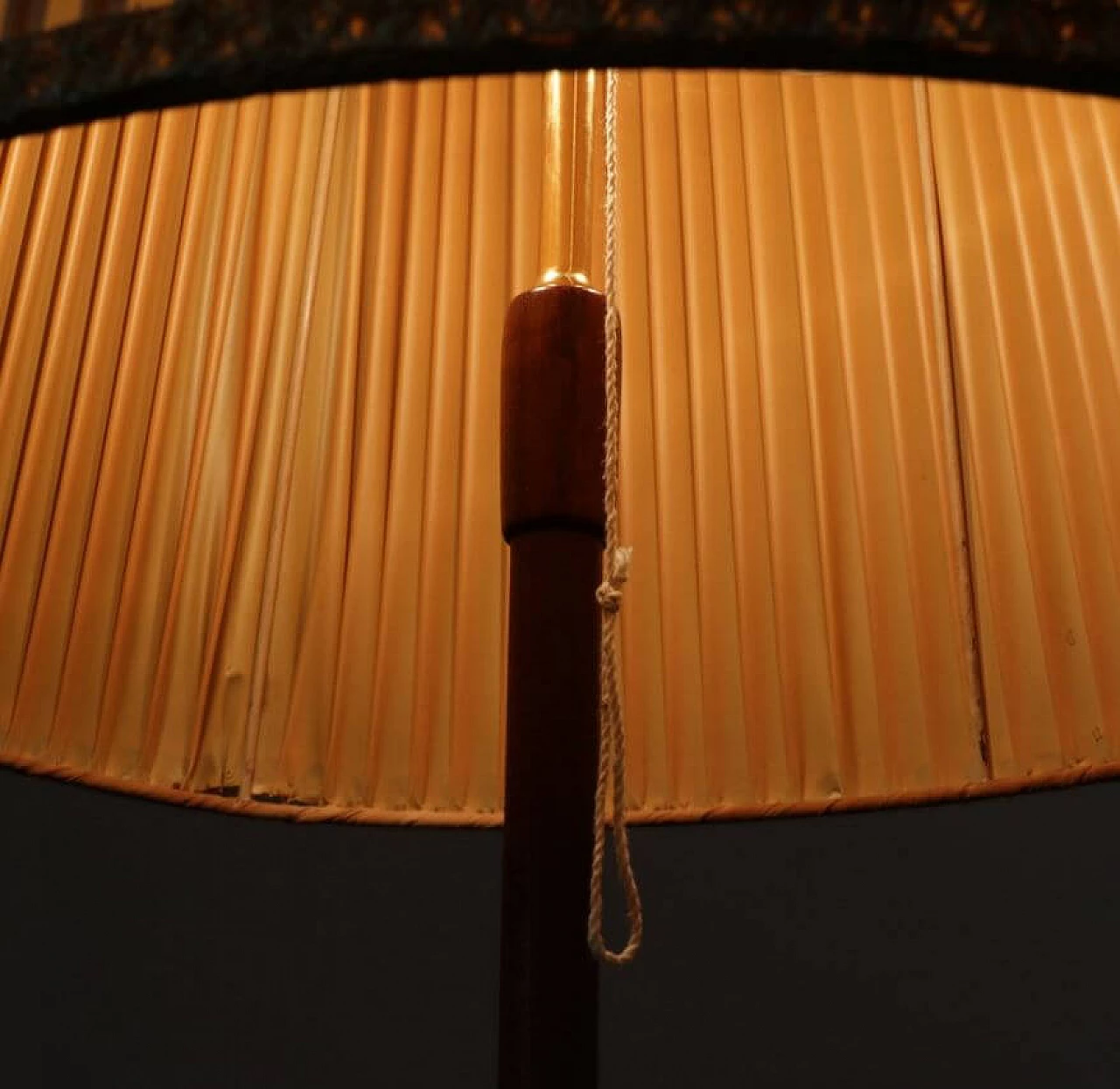 Floor lamp with fabric shade, 1940s 1370884