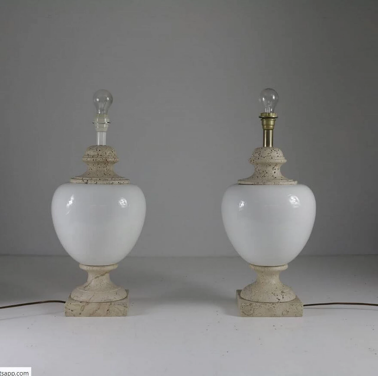 Coppia di lampade da tavolo in ceramica e travertino, anni '50 1371145