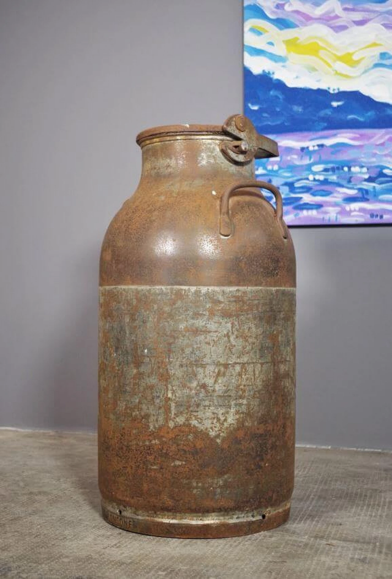 Contenitore per latte in ferro di Sansone, anni '50 1371798