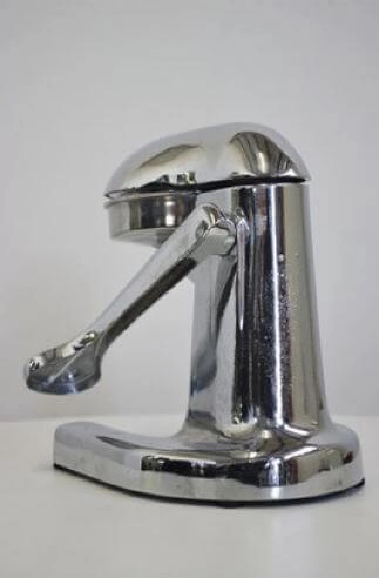 Bench-top citrus juicer in steel, 1950s 1371996