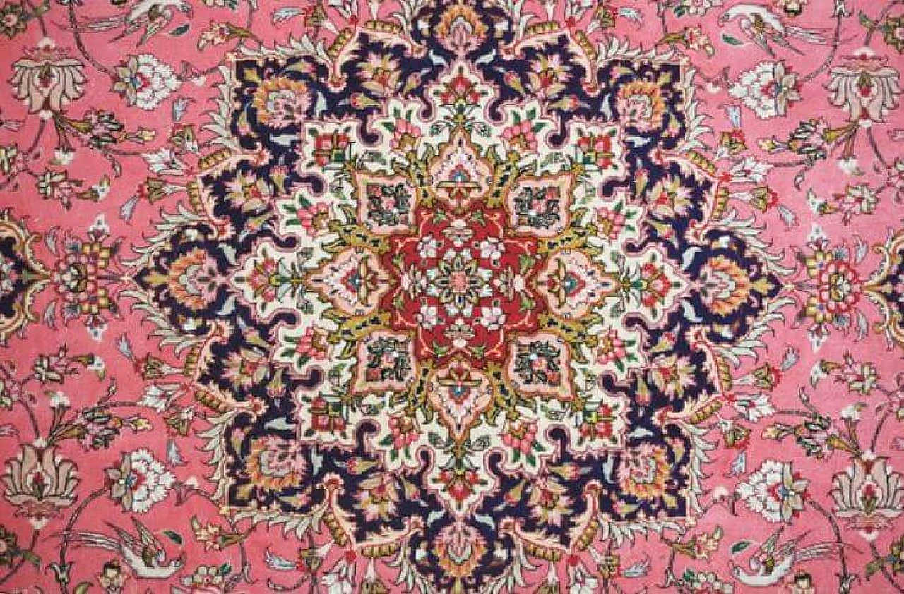 Tabriz hand-knotted fringed wool rug, 1990s 1372019