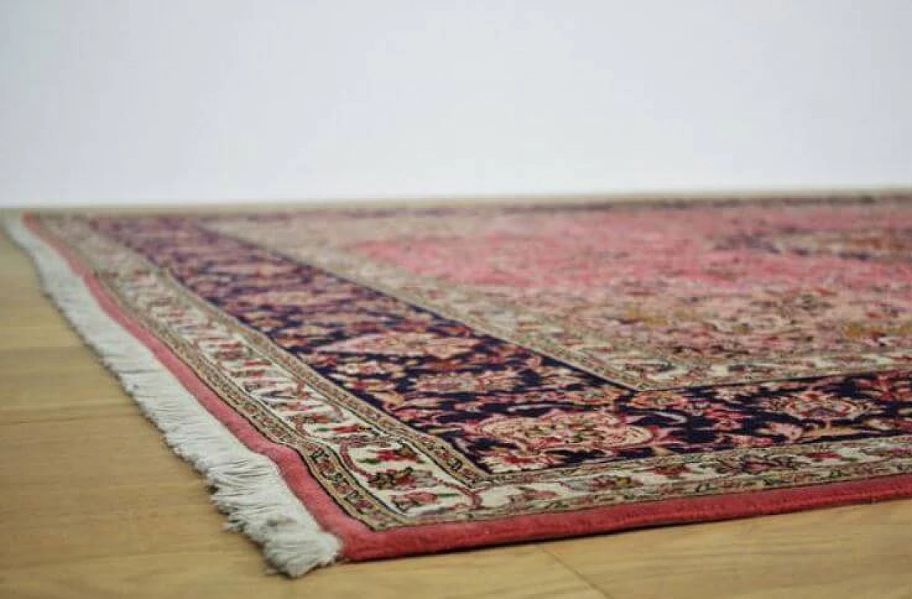Tabriz hand-knotted fringed wool rug, 1990s 1372025
