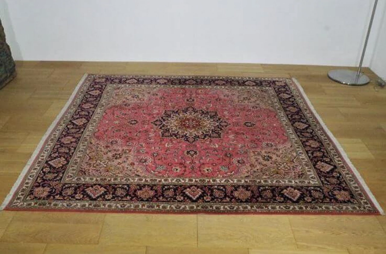 Tabriz hand-knotted fringed wool rug, 1990s 1372029