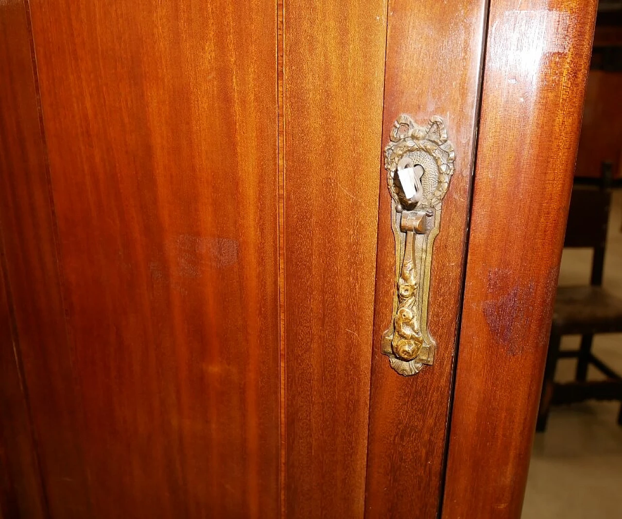 Three-door wardrobe with mirror, 1930s 1372063