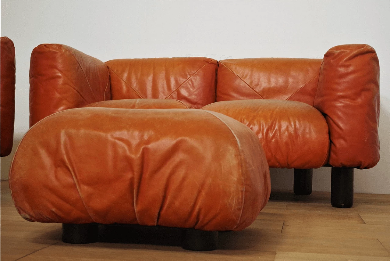 Pair of Techniform sofas and pouf in orange leather by Mario Marenco for Arflex, 1970s 1373359