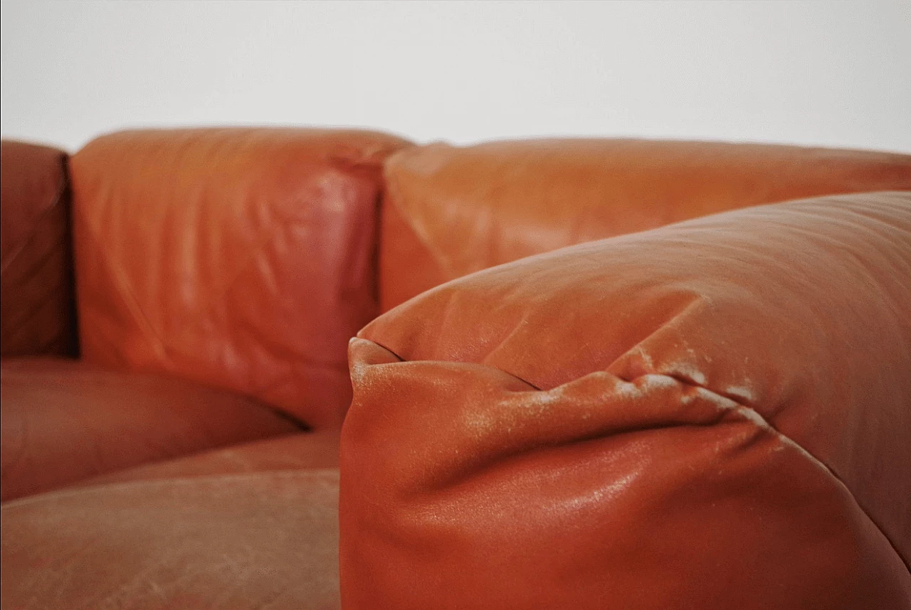 Pair of Techniform sofas and pouf in orange leather by Mario Marenco for Arflex, 1970s 1373367