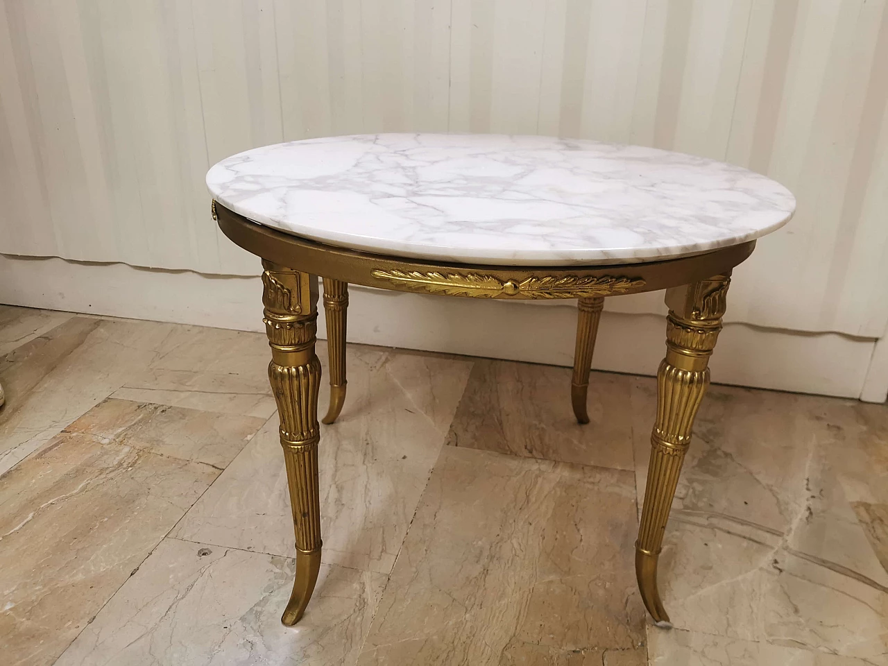 Tavolino stile Impero in ottone e marmo di Carrara, anni '60 1373465