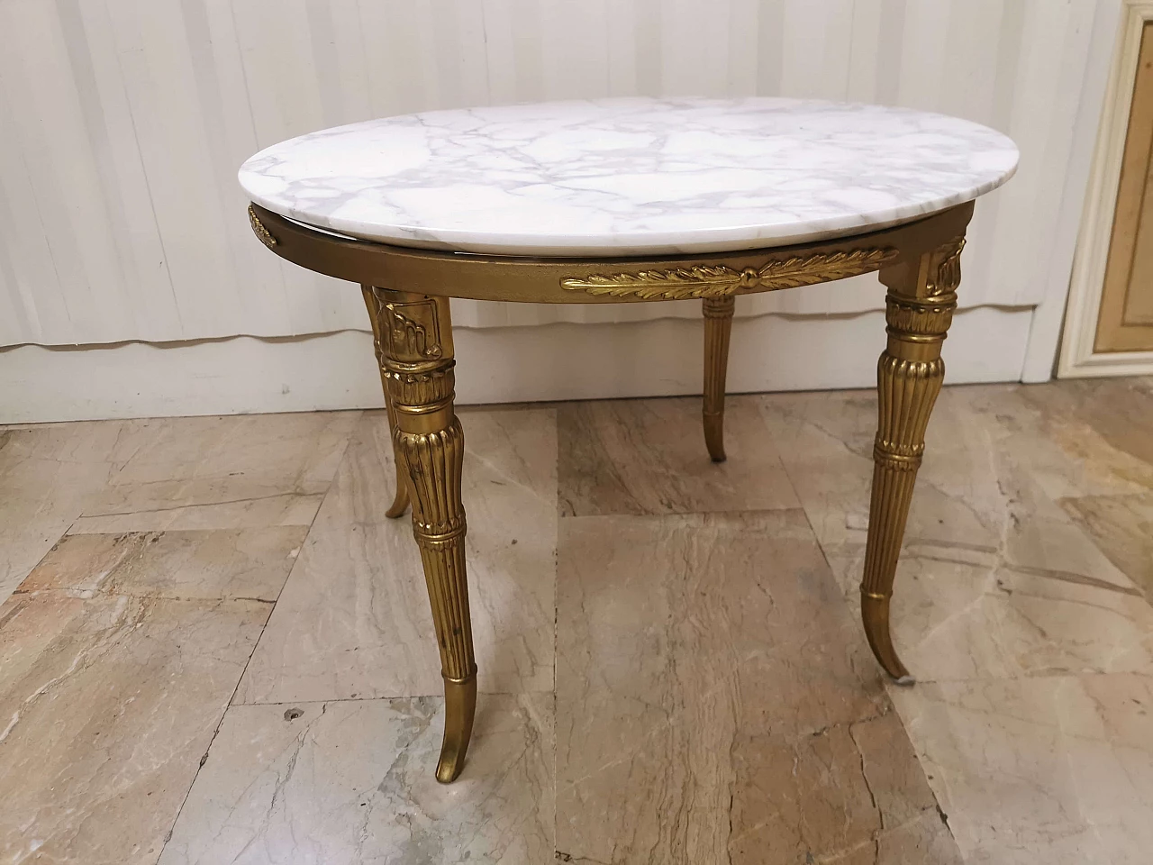 Tavolino stile Impero in ottone e marmo di Carrara, anni '60 1373467