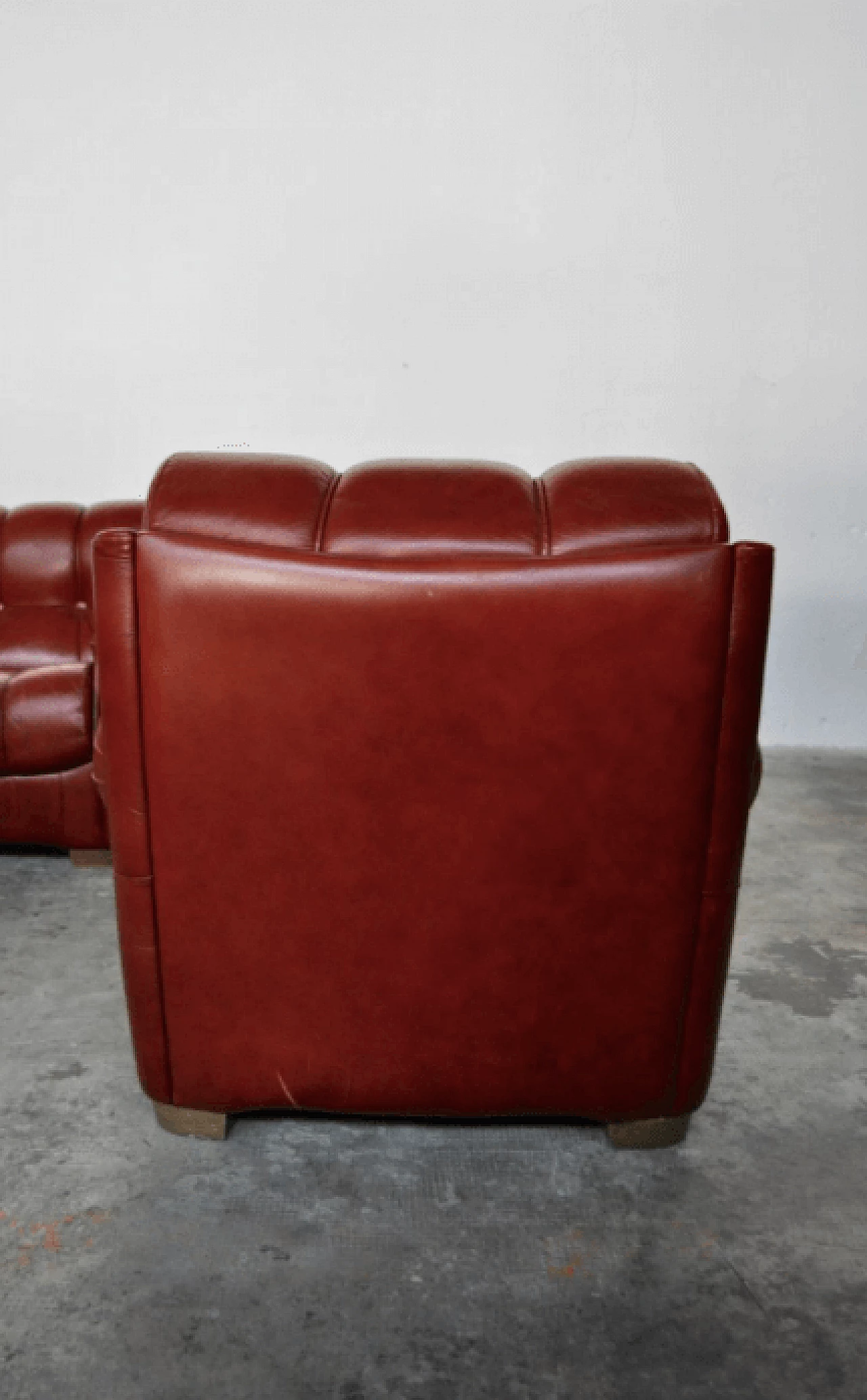 Coppia di poltrone in pelle, anni '70 1373481