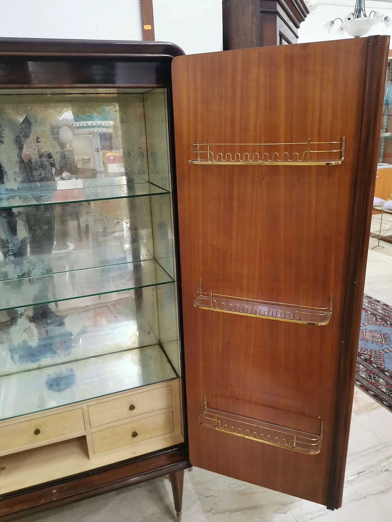 Wooden bar cabinet with illuminated interior, 1950s 1373546