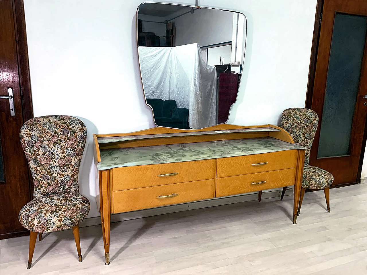 Chest of drawers with mirror in Gio Ponti style, 1950s 1373572