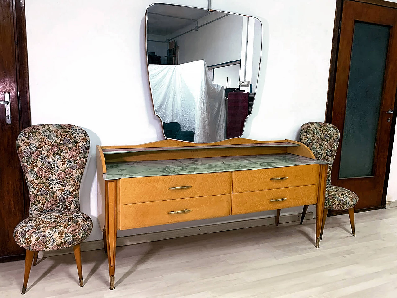 Chest of drawers with mirror in Gio Ponti style, 1950s 1373573