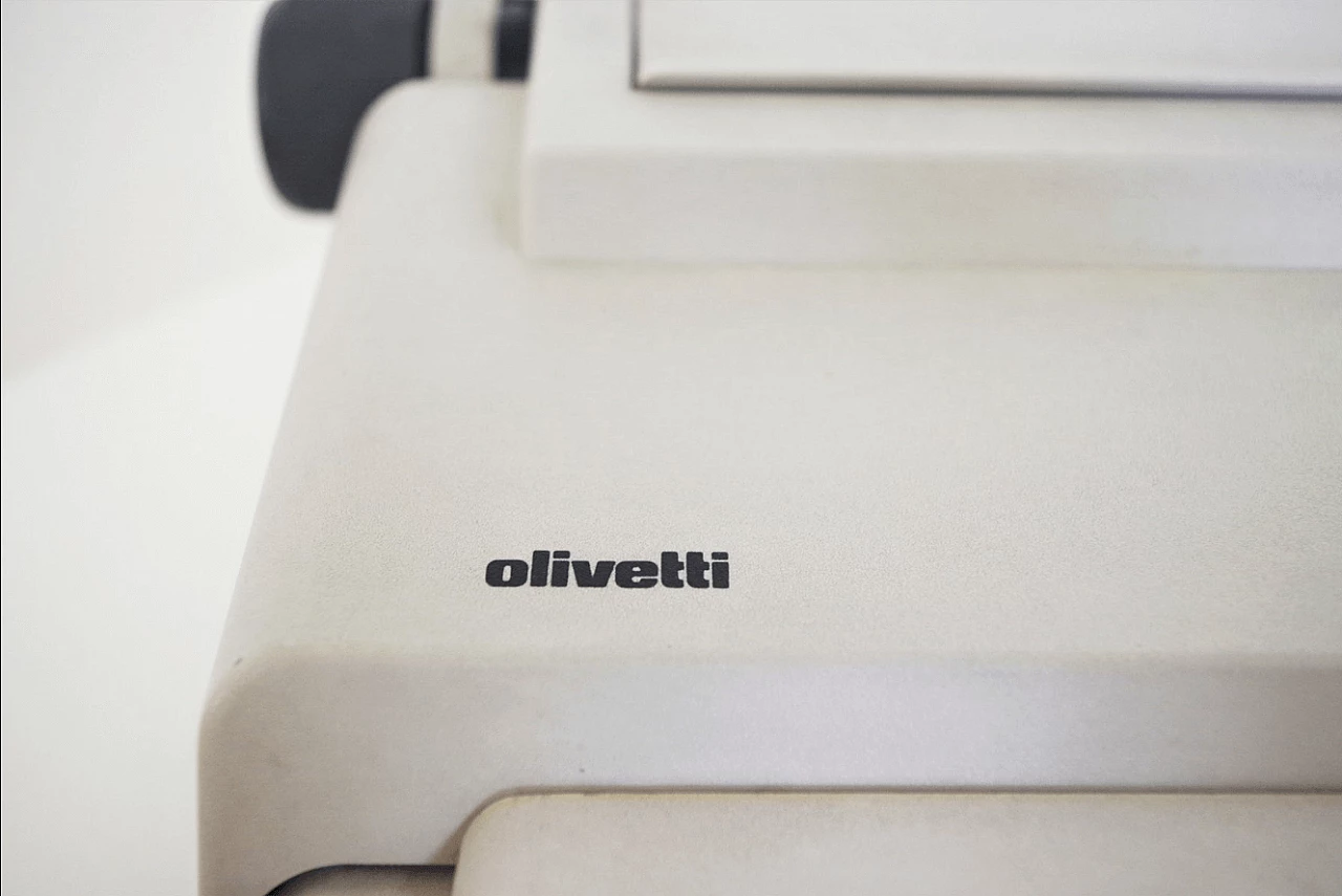 Macchina da scrivere elettronica PT-506 di Olivetti, anni '80 1373765