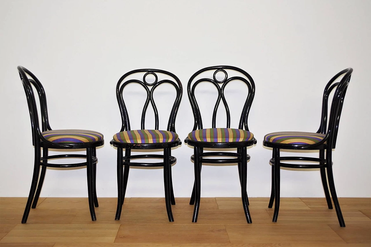 4 sedie nere Thonet con seduta in tessuto, anni '50 1374044