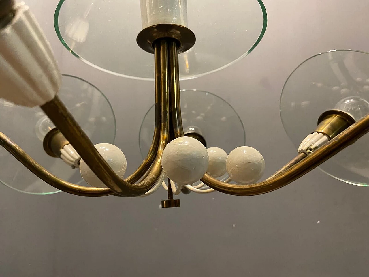 Chandelier in brass and glass by Pietro Chiesa for Fontana Arte, 40s 1375050