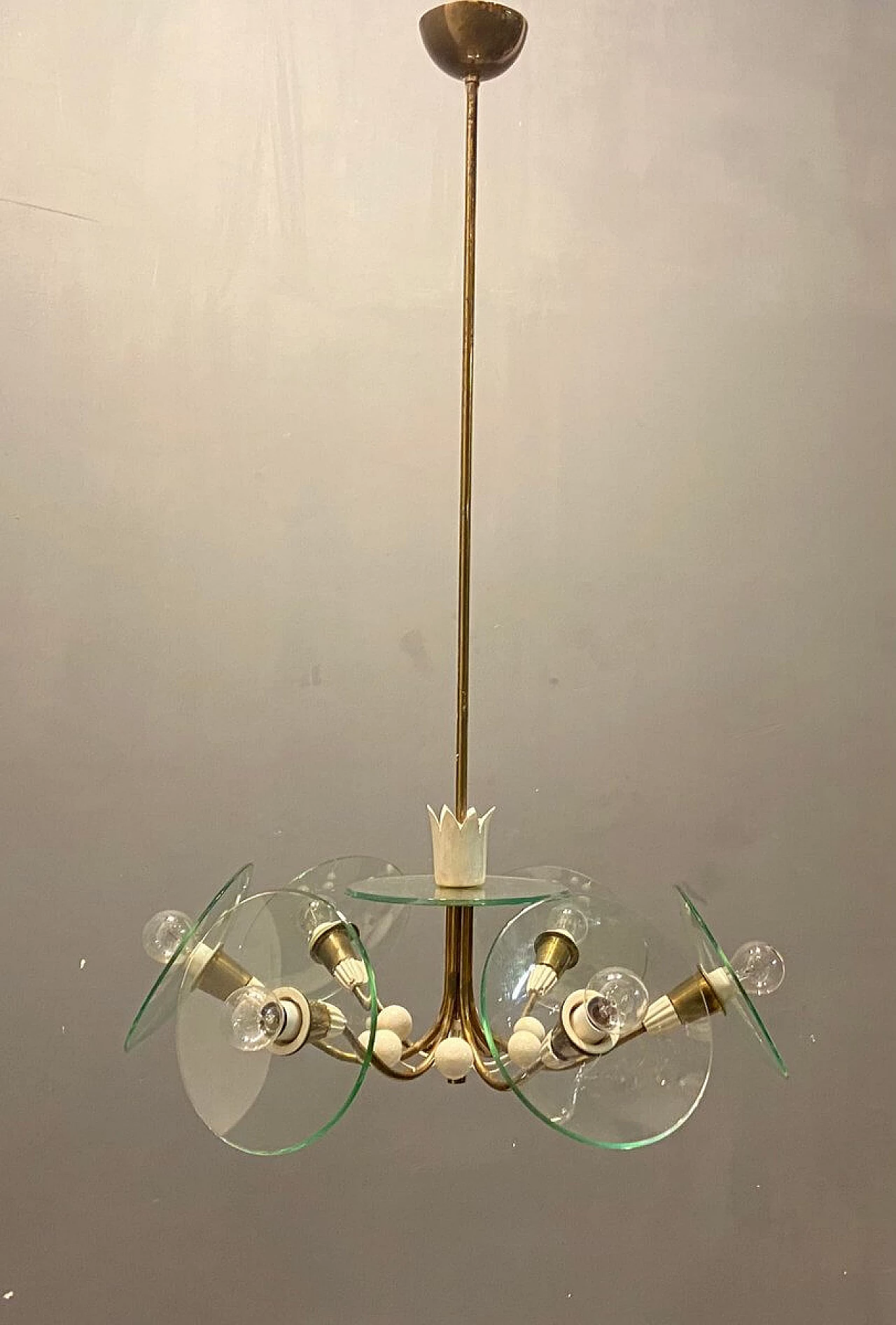 Chandelier in brass and glass by Pietro Chiesa for Fontana Arte, 40s 1375052