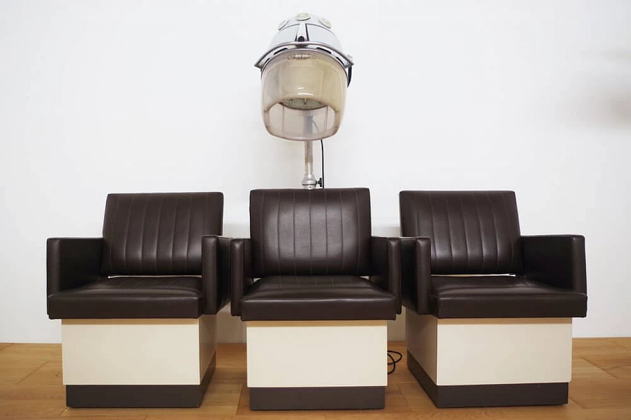 4 poltrone da parrucchiere in finta pelle con casco, anni '70 1375138