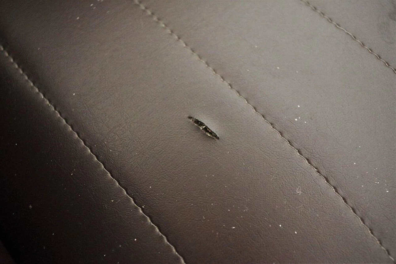 4 poltrone da parrucchiere in finta pelle con casco, anni '70 1375151