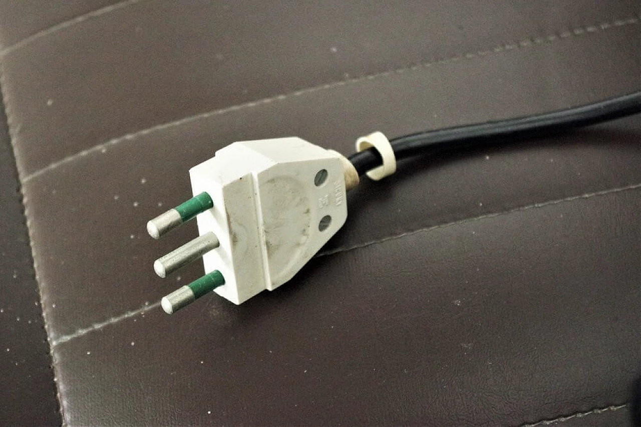 4 poltrone da parrucchiere in finta pelle con casco, anni '70 1375153