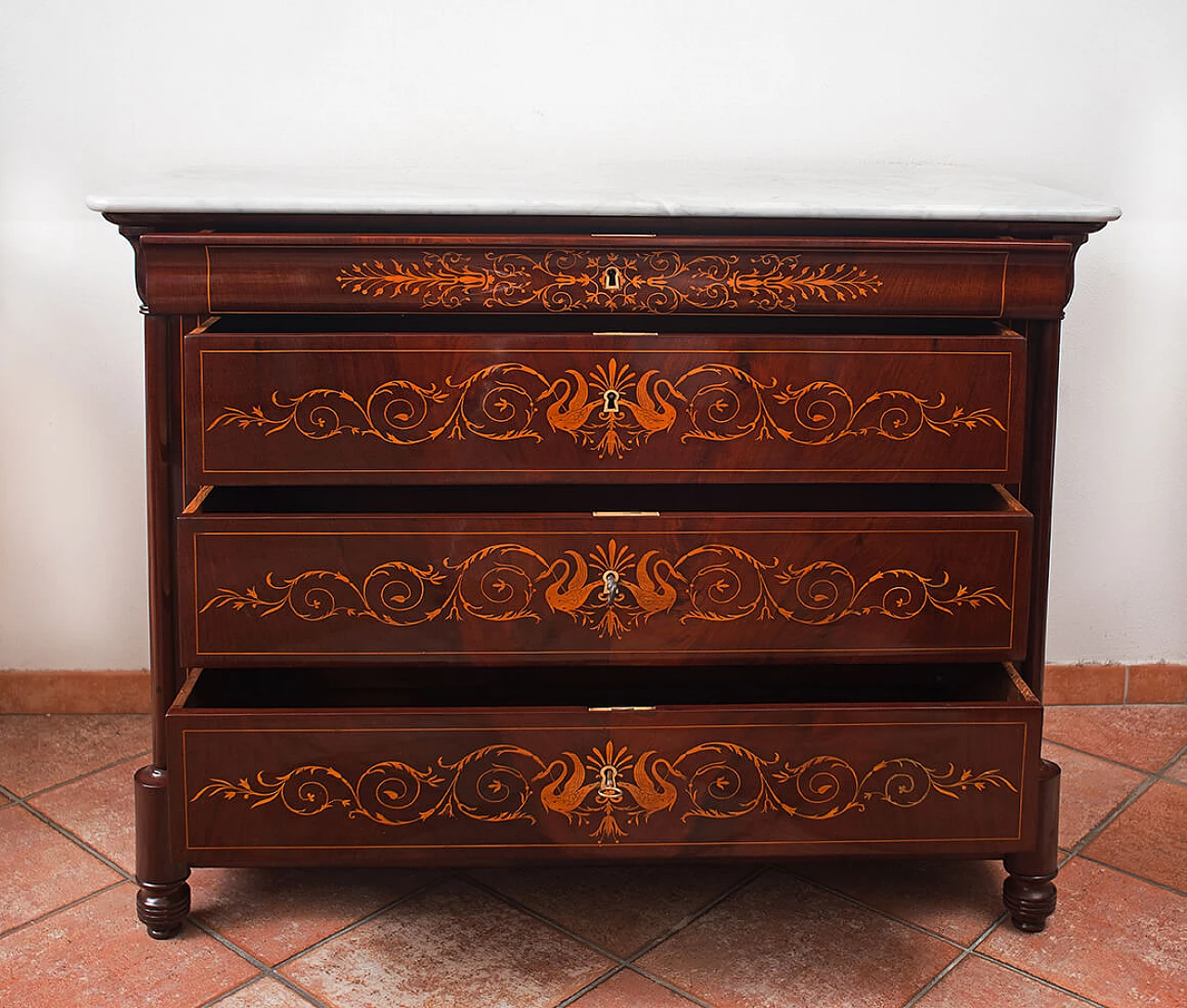 French Charles X chest of drawers in mahogany with maple inlay, 19th century 1375283