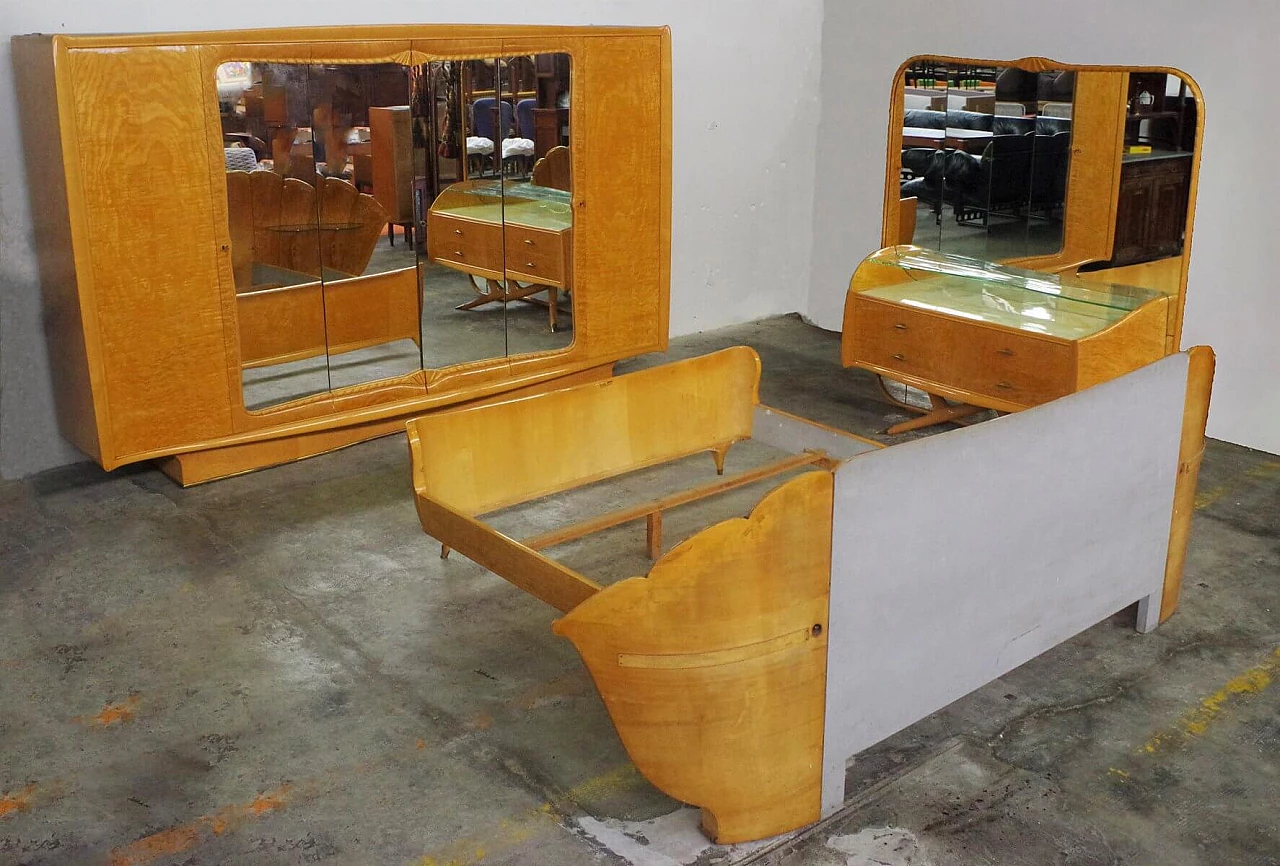 Walnut-root bedroom furniture by Osvaldo Borsani, 1950s 1375687