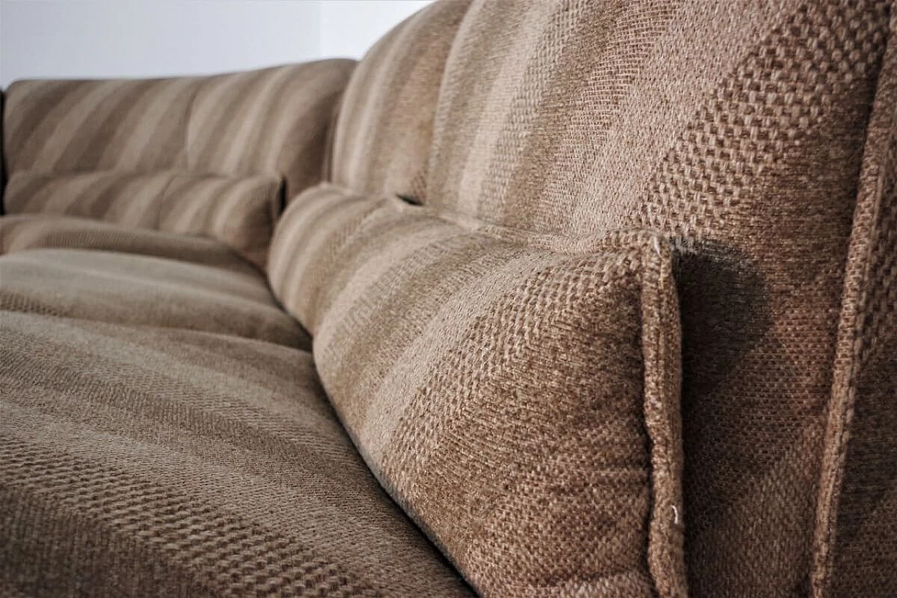 4 poltrone con un elemento ad angolo in tessuto a righe, anni '70 1375862