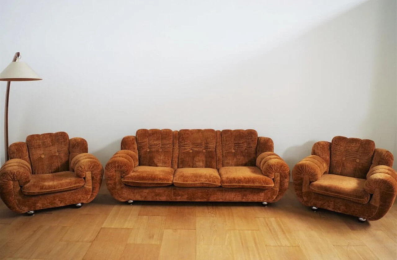 Coppia di poltrone in velluto e divano a conchiglia, anni '70 1376048