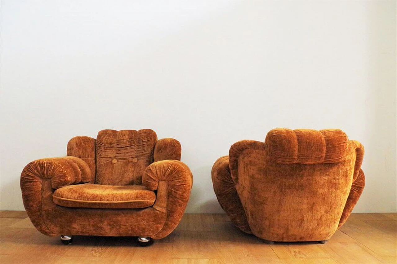 Coppia di poltrone in velluto e divano a conchiglia, anni '70 1376060