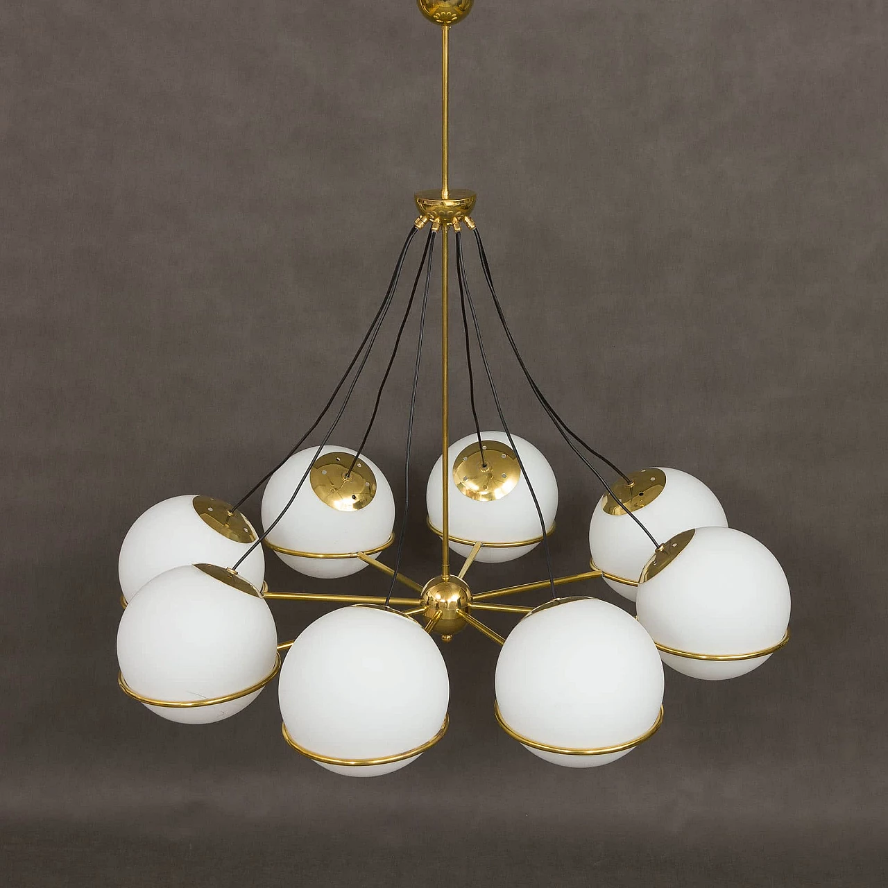 Brass chandelier in the Gino Sarfatti style with 8 opaline glass globes, 1970s 1376219