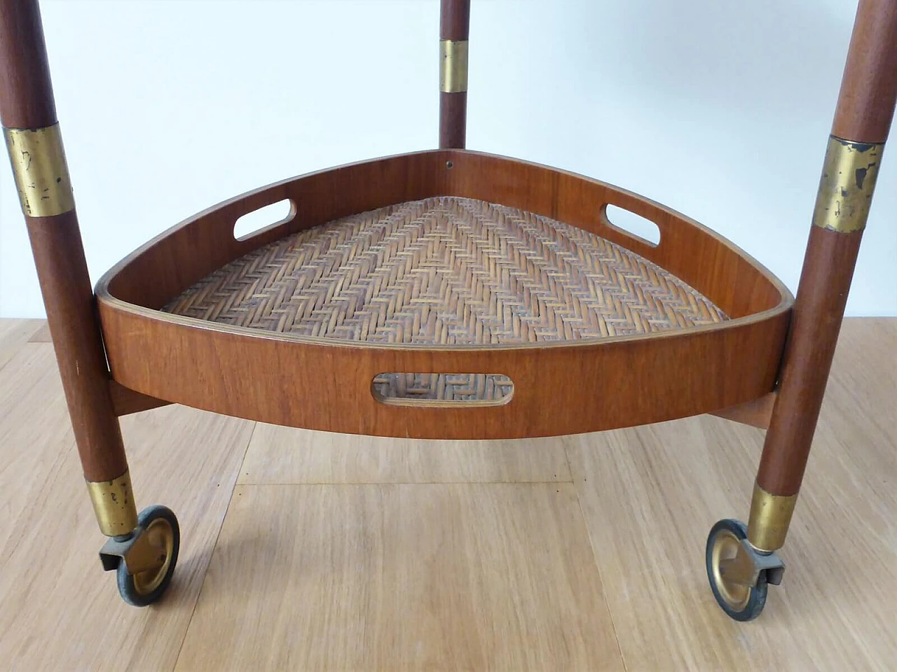 3-legged teak service trolley with 2 shelves, 1950s 1376431