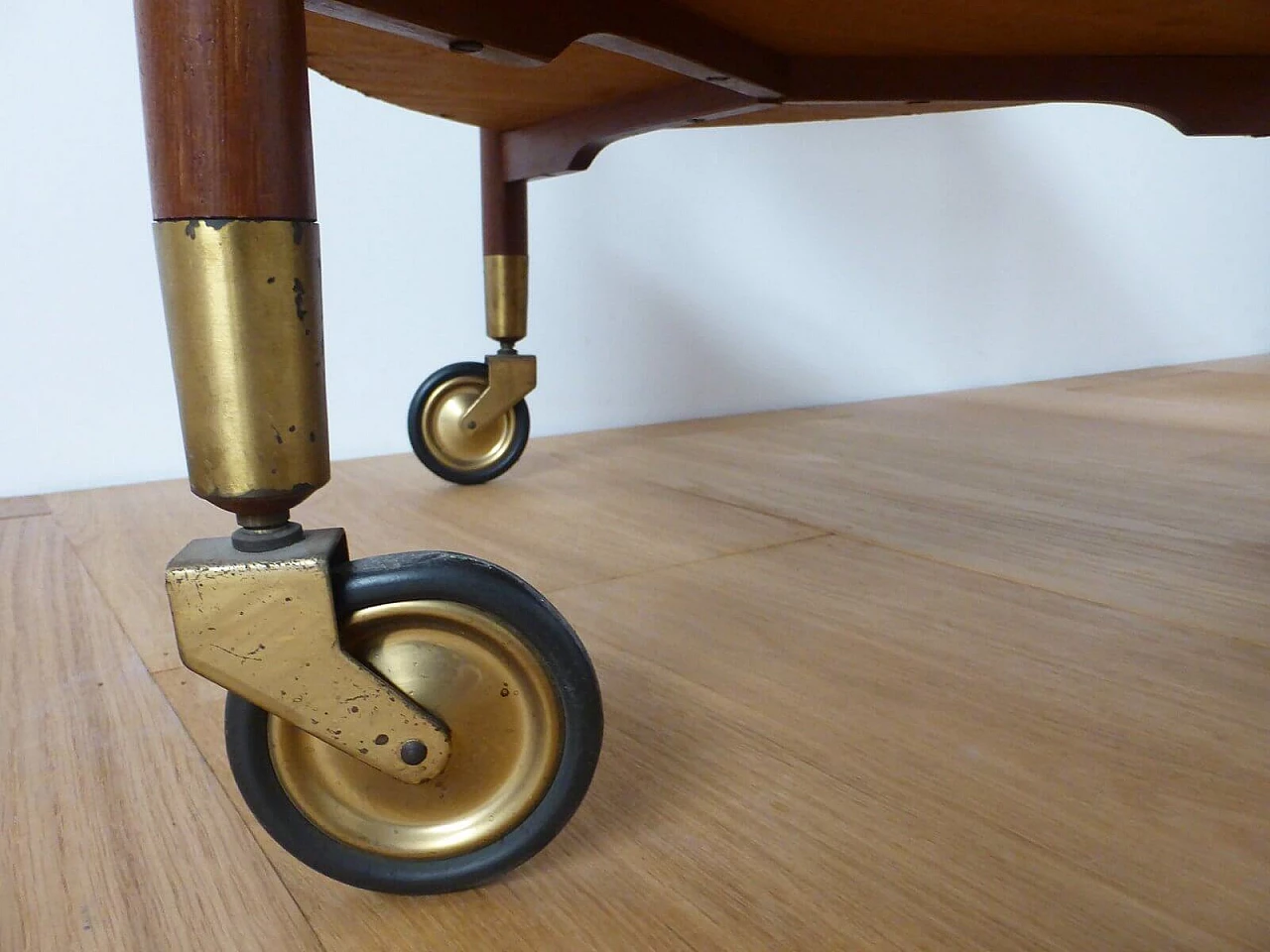 3-legged teak service trolley with 2 shelves, 1950s 1376435