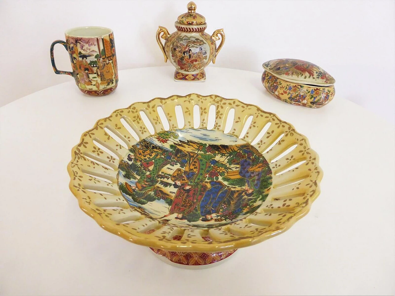 4 ceramiche Antic Satsuma dipinto a mano, anni '50 1376662