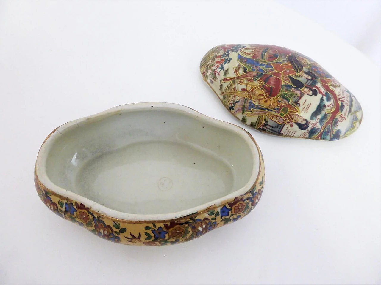 4 ceramiche Antic Satsuma dipinto a mano, anni '50 1376665