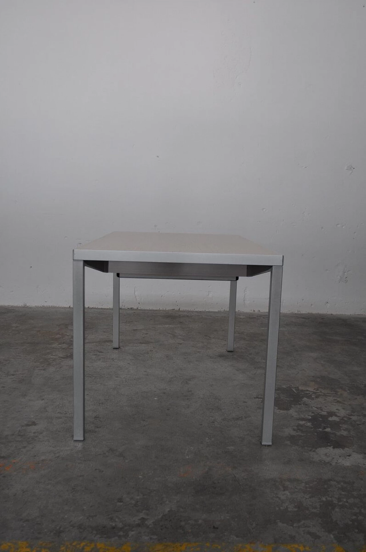 Tavolo Bagutta e 12 sedie in alluminio di Opera Design per Ycami, anni '80 1376870