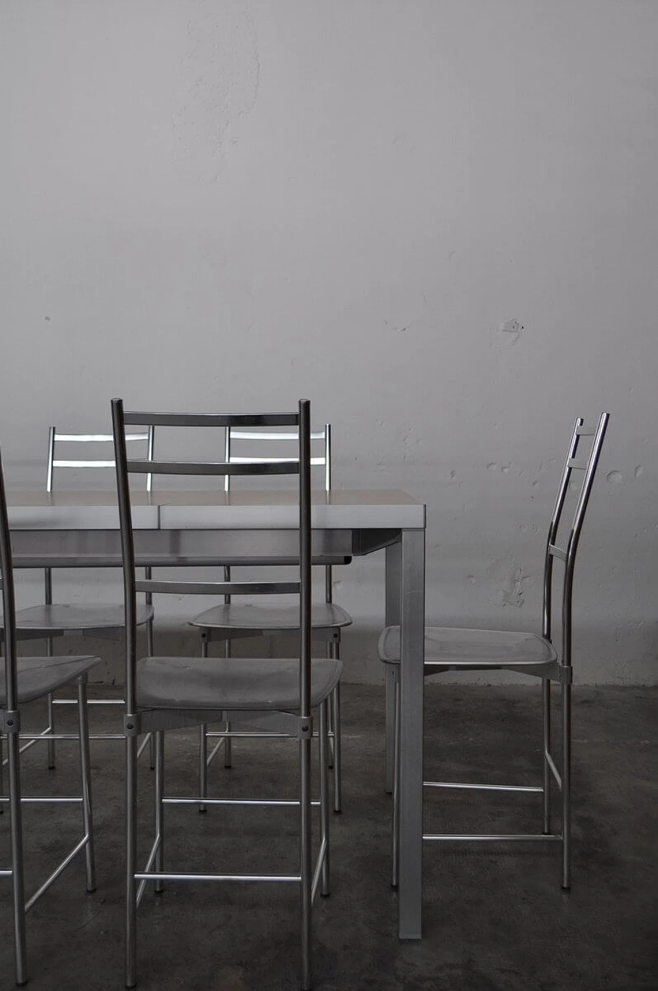 Tavolo Bagutta e 12 sedie in alluminio di Opera Design per Ycami, anni '80 1376876