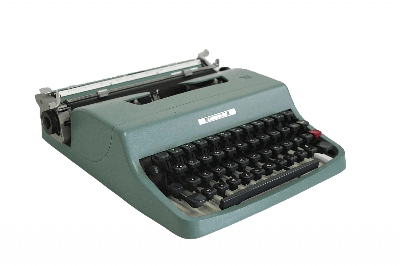 Macchina da scrivere Lettera 32 di Olivetti, anni '60 1376926