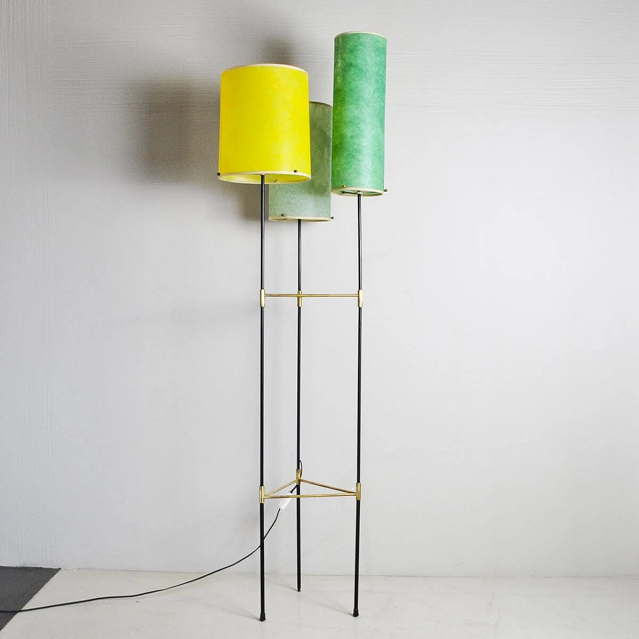 Black metal and brass floor lamp, 1950s 1377246