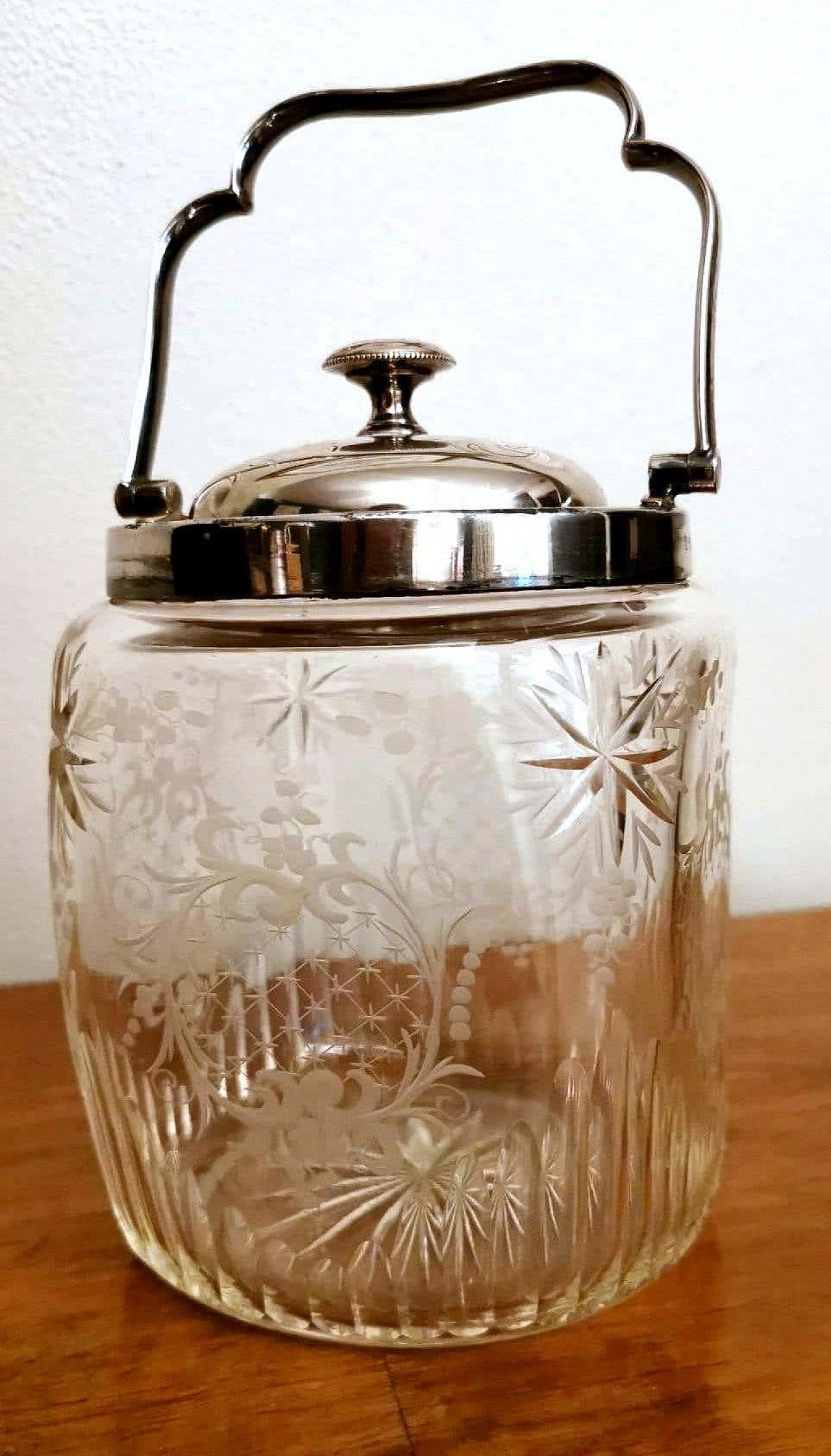 Crystal and silver ice bucket by Mappin & Brothers, 19th century 1377334
