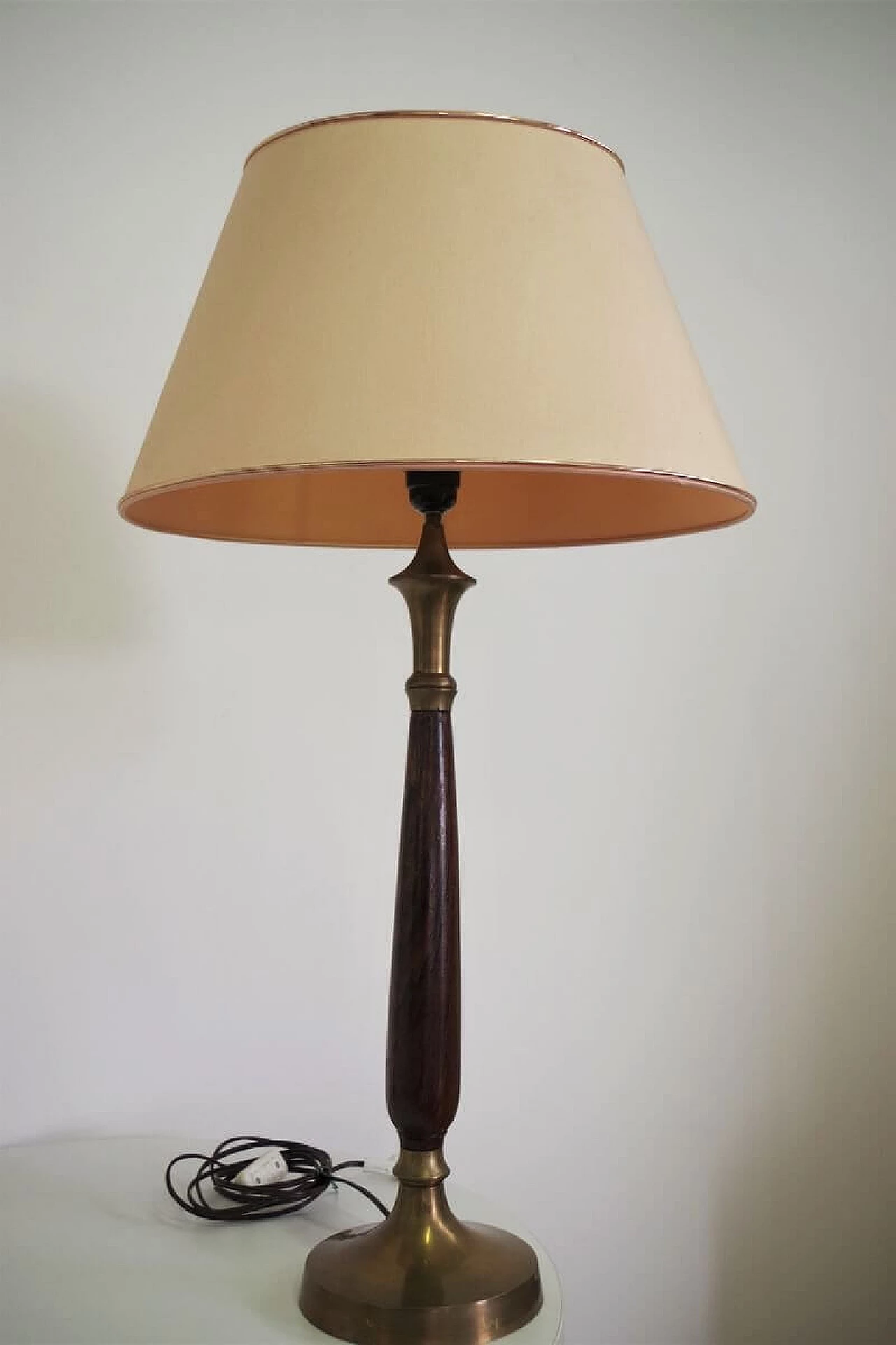 Pair of Hats lamps in mahogany, brass and cotton, 1950s 1377391