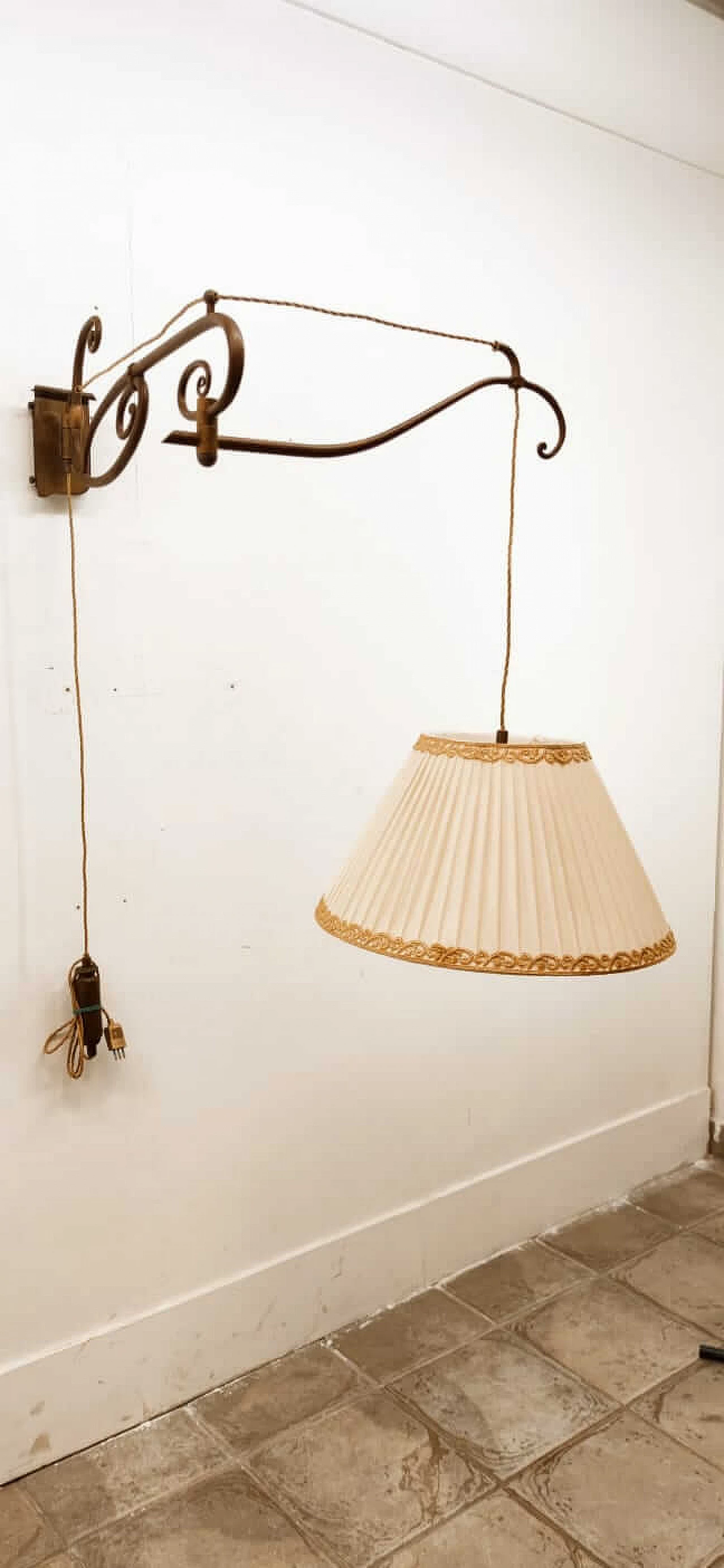 Adjustable wall lamp with lampshade, 1980s 1377818