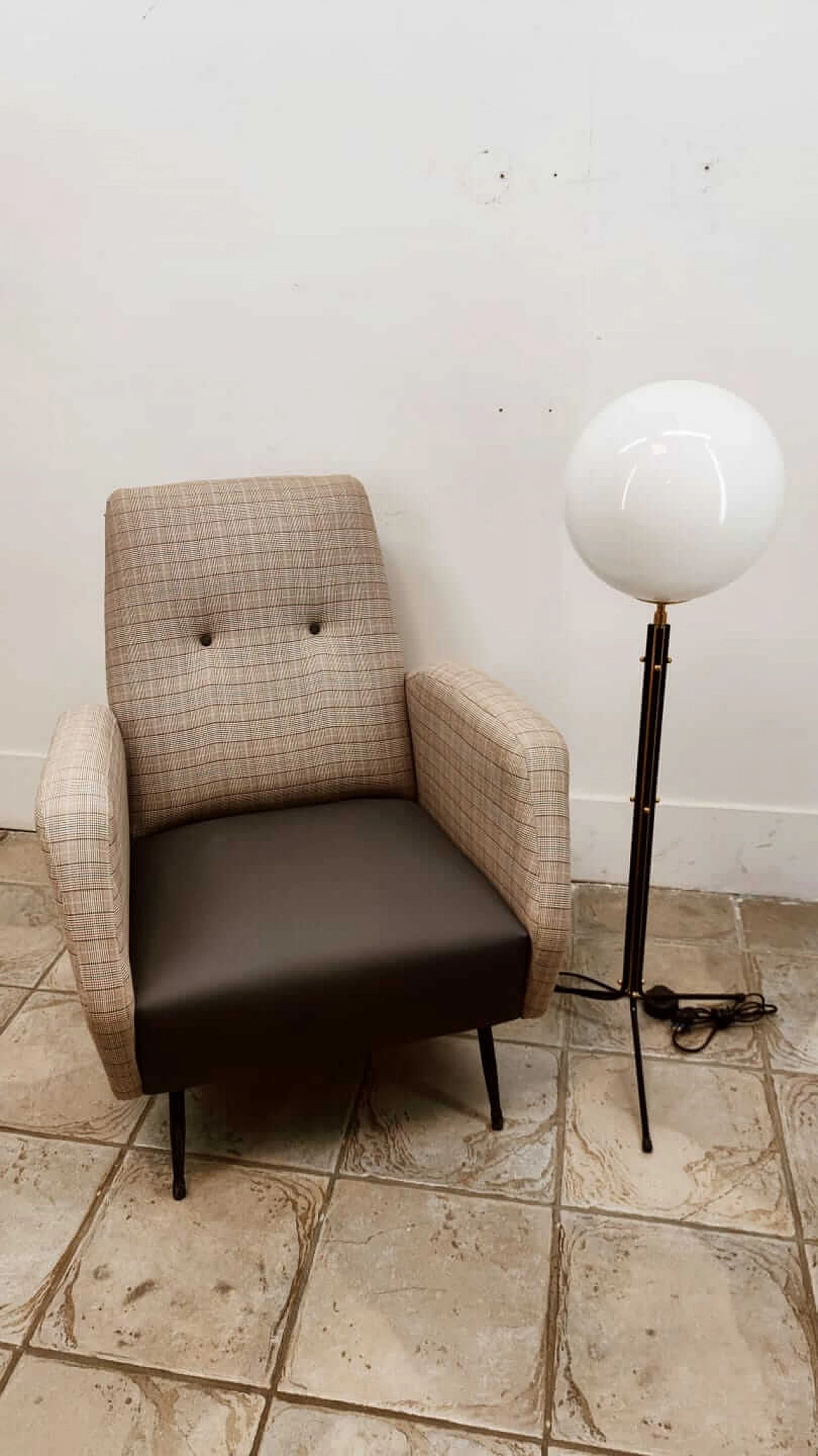White sphere floor lamp, 1960s 1377875